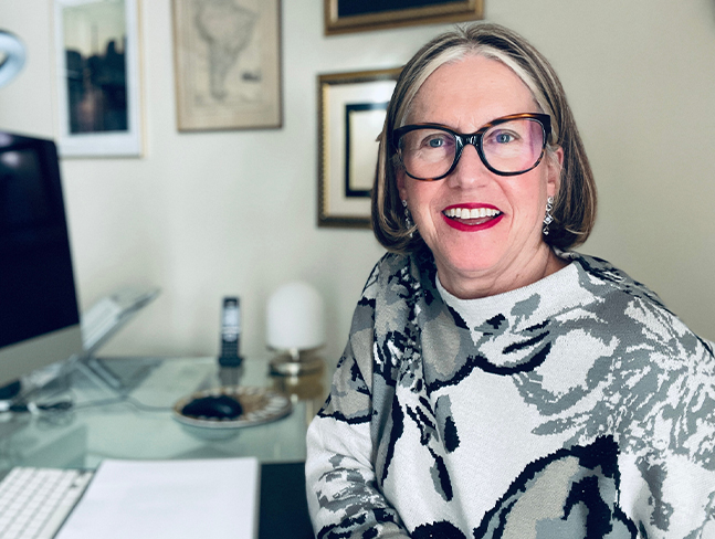 Bettina Gawron in ihrem Büro